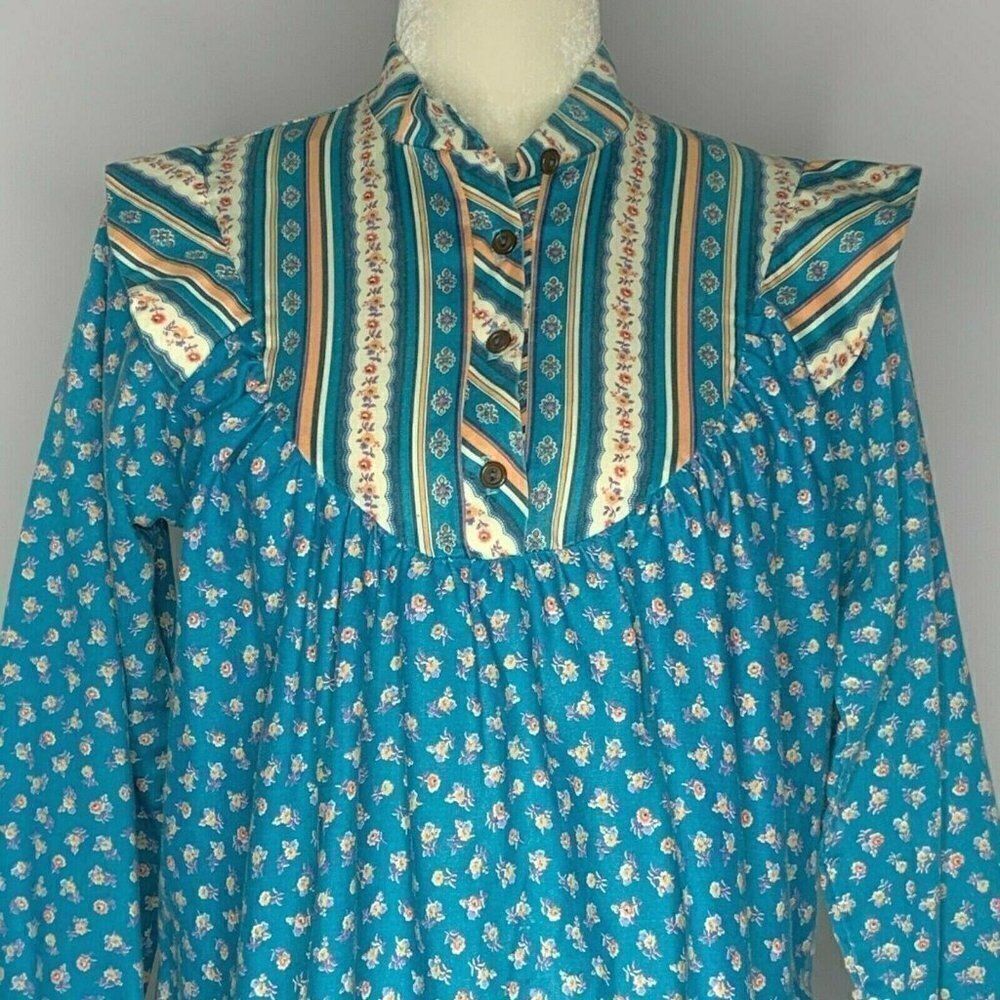 Vintage 60s Cloud Mates Nightgown S Blue Floral